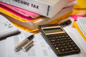 Freelance Finance: Paying Taxes