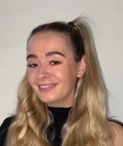 Olivia Hood Headshot
