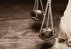 Inside Specialization Legal Translation