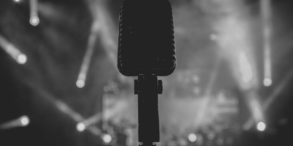 Linguist in the Spotlight Linguist in the Spotlight