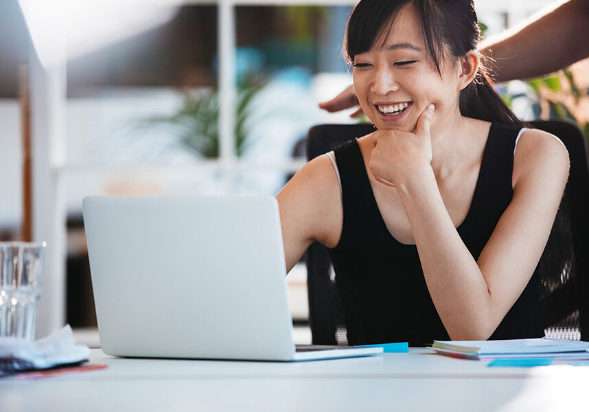 woman-laptop